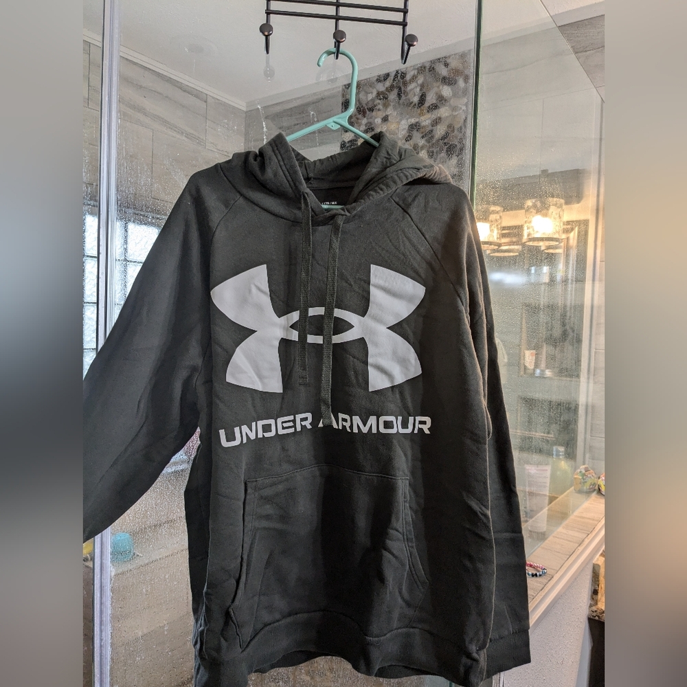 Under Armour dark gray hoodie XXL